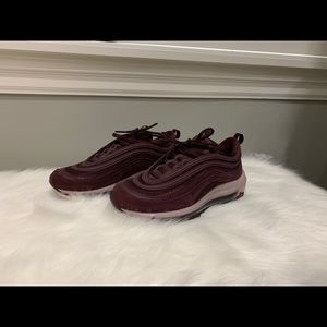 Nike Air Max Woman’s Sneakers